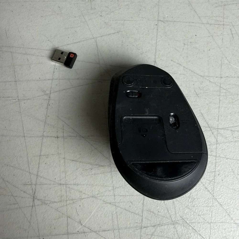 Logitech M330 SILENT Wireless Optical Mouse with USB Nano Receiver (USED)